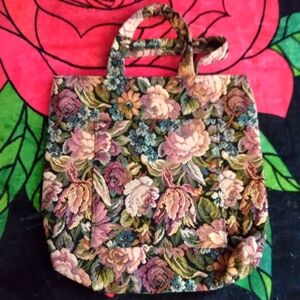Carpet look hand bag tote